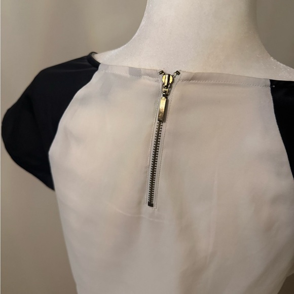 Express Black and White Women's Blouse - Picture 3 of 4